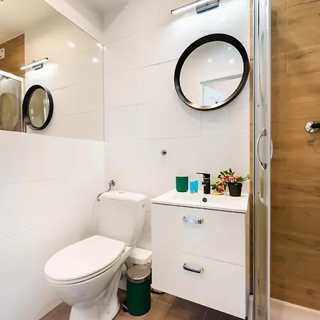 Centre High Floor View By Bookinghost * ワルシャワ