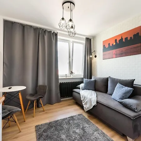 Centre High Floor View Apartment